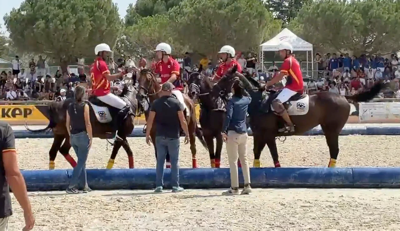 España domina en el Campeonato de Europa de Horseball