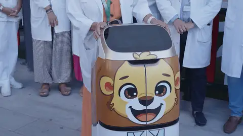 Doctor Leo Robot