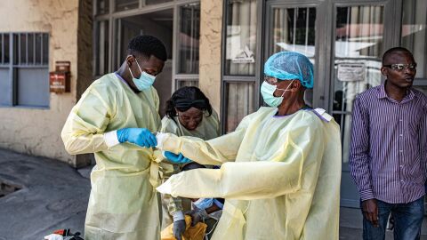La RDC recibir&aacute; 70.000 dosis de la vacuna contra el &eacute;bola pese a que no est&aacute; probada contra el virus Bundibugyo