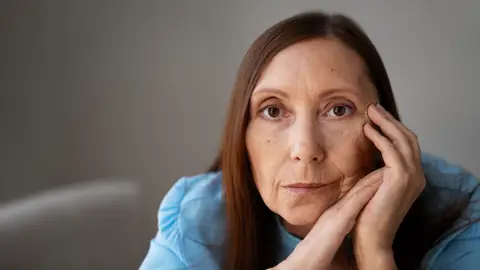 Mujer con arrugas Mujer con arrugas