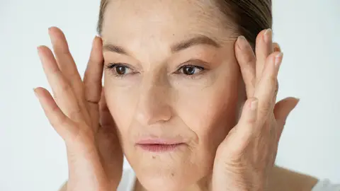 Mujer con arrugas Mujer con arrugas