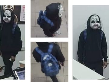 Un hombre enmascarado de Chucky aterroriza Filadelfia (Estados Unidos) persiguiendo y amenazando a la gente
