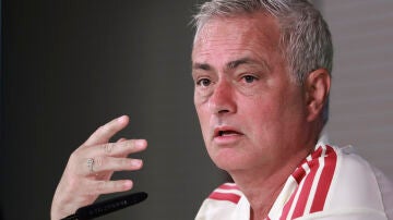 Jos&eacute; Mourinho en rueda de prensa