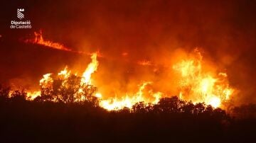 Bernab&eacute; y Valderrama piden a la ciudadan&iacute;a cumplir las recomendaciones ante el incendio de Segorbe