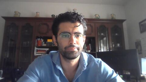 Javier Mart&iacute;n, polit&oacute;logo