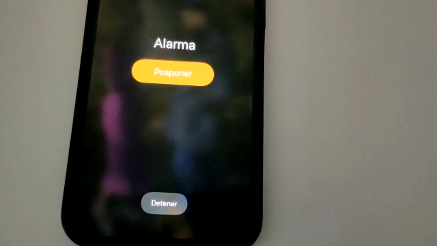 Imagen de una alarma en el móvil Imagen de una alarma en el móvil