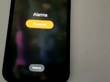 Imagen de una alarma en el móvil Imagen de una alarma en el móvil