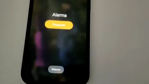 Imagen de una alarma en el móvil Imagen de una alarma en el móvil