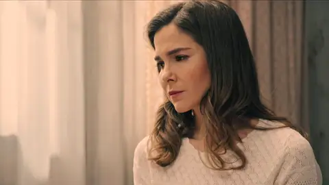 “Nunca cambiará el amor que siento por ti”: Begoña se declara a Andrés en una carta que acaba rompiendo “Nunca cambiará el amor que siento por ti”: Begoña se declara a Andrés en una carta que acaba rompiendo