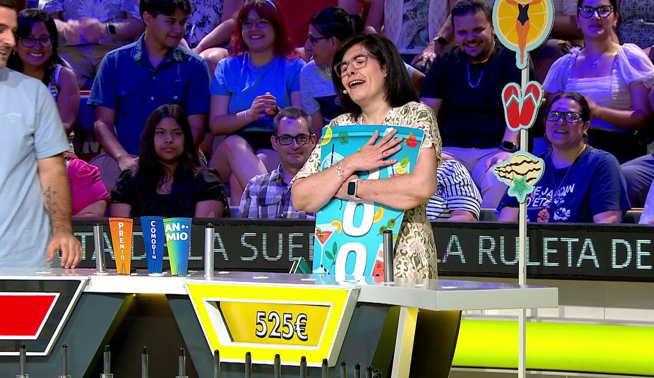 Nunca antes 500 euros hicieron tanta ilusión: Alejandra se lleva el gajo a casa y desata las risas en el plató