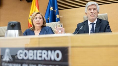 Marlaska llama al cese de la violencia en Ceuta y anuncia 35 millones para alargar espigones fronterizos
