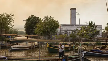 Más de 100 desalojados en El Saler Más de 100 desalojados en El Saler