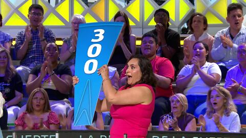 Noelia, la primera concursante en caer en el gajo &lsquo;Dymo&rsquo;, se hace con una ola de &iexcl;650 euros!