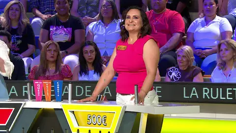 Noelia “lo hace todo bien”: consigue su ansiada máquina de coser en el primer panel, ¡500 euros y tres gajos maravillosos! Noelia “lo hace todo bien”: consigue su ansiada máquina de coser en el primer panel, ¡500 euros y tres gajos maravillosos!