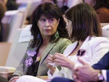 Ana Redondo y Sira Rego