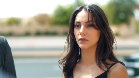 Demir destapa ante İpek el secreto de Kaya y Zerrin: “Están enamorados” Demir destapa ante İpek el secreto de Kaya y Zerrin: “Están enamorados”