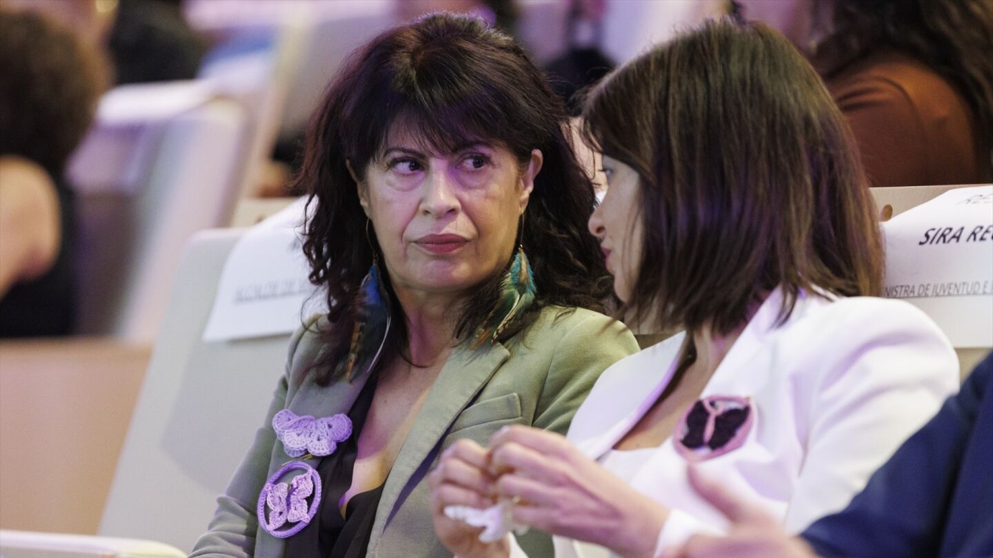 Imagen de archivo de Ana Redondo y Sira Rego