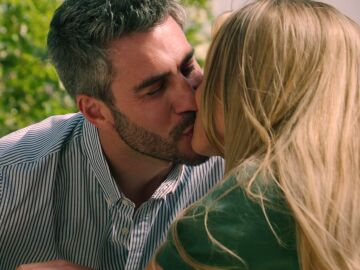 Valentina y Andr&eacute;s, cada vez m&aacute;s enamorados, sue&ntilde;an con la idea de formar una familia juntos 