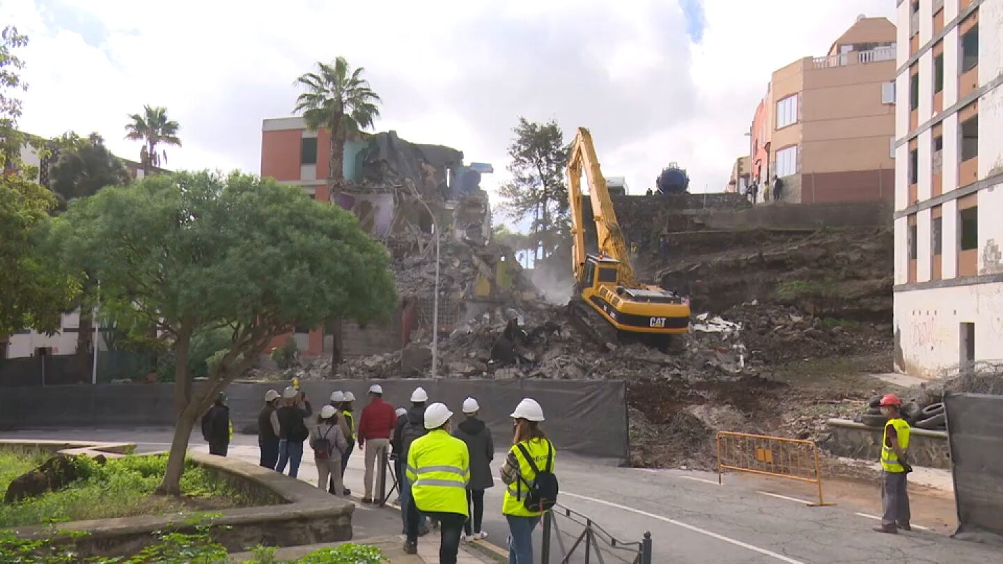 18 a&ntilde;os esperando casa en Tenerife tras ser desalojados por aluminosis 