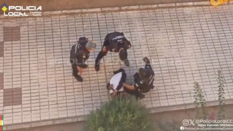 Los polic&iacute;as y el atracador