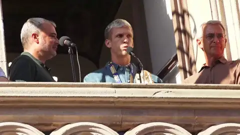Dani Olmo durante su homenaje en Terrassa Dani Olmo durante su homenaje en Terrassa