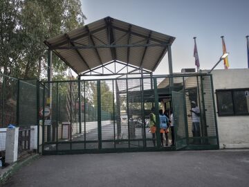 Imagen de la entrada del centro de migrantes de Ceuta Imagen de la entrada del centro de migrantes de Ceuta
