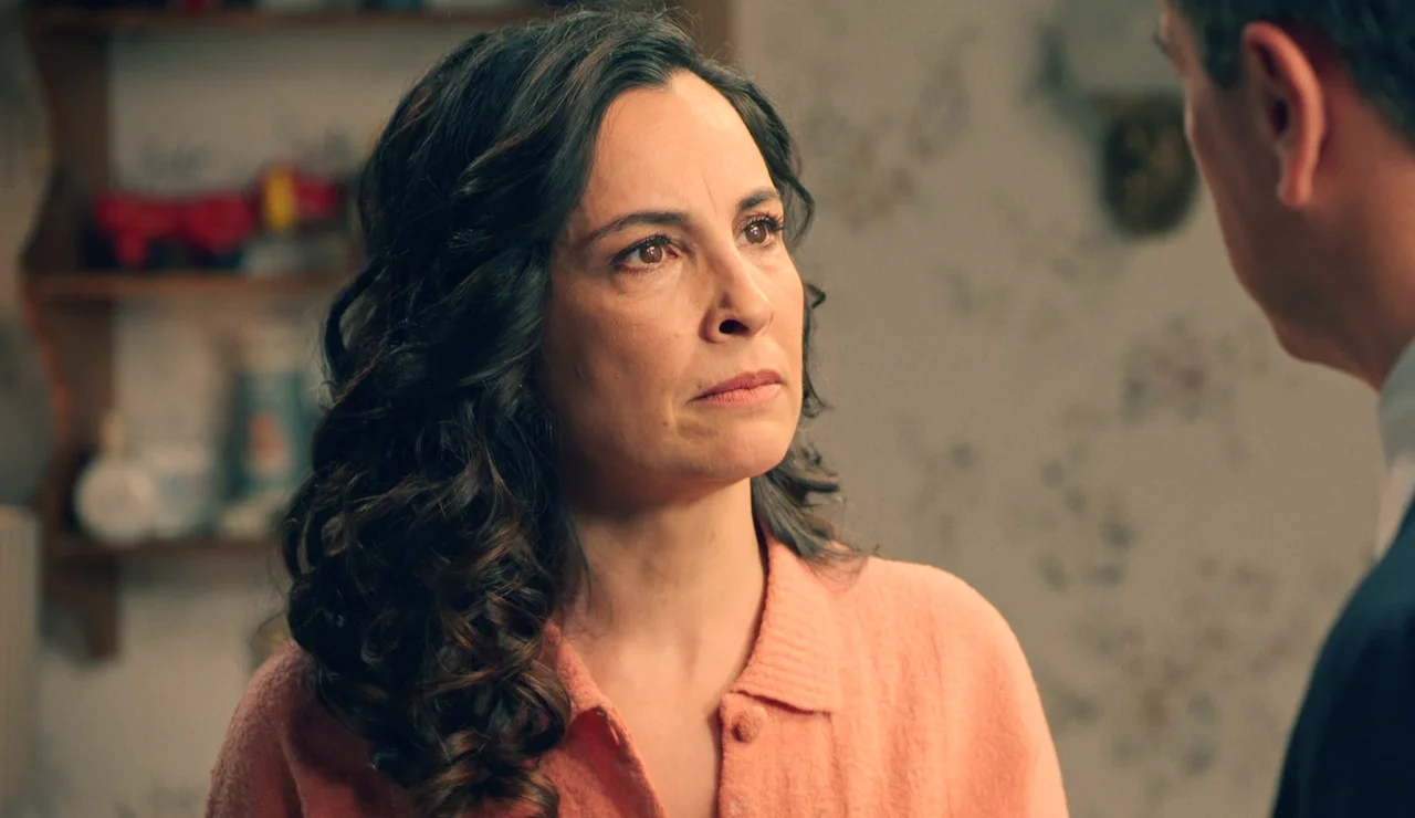 Beatriz, harta de los desplantes, estalla contra Gabriel: “Eres un fracasado”