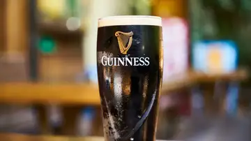 Imagen de archivo de un pinta de Guinness Imagen de archivo de un pinta de Guinness