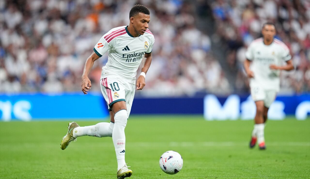Kylian Mbappe durante un partido de LaLiga EA Sports.