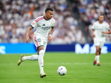 Kylian Mbappe durante un partido de LaLiga EA Sports.