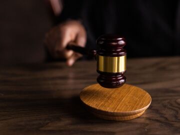 Prisi&oacute;n suspendida para una mujer que mat&oacute; a su hermana paralizada rodeada de orina y excrementos