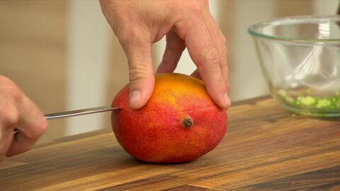 El truco de Joseba Argui&ntilde;ano para cortar el mango sin destrozarlo