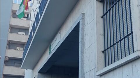  Puerta de la Audiencia Provincial de Huelva
