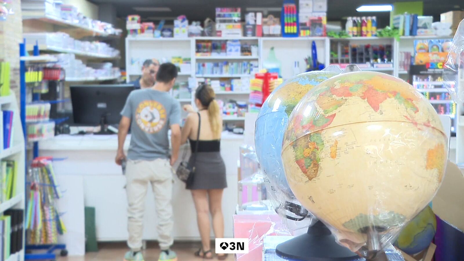 ¿Cuánto puedes desgravar por la vuelta al cole? Estas son las ayudas por comunidades