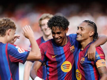 Deportes Antena 3 Noche (06-09-26) El Bar&ccedil;a humilla al Valencia en Mestalla y ya es l&iacute;der en solitario de la Liga