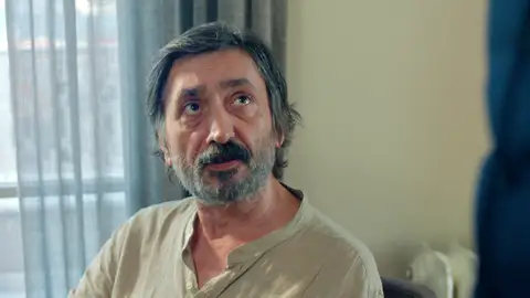 Gürgün rompe su silencio y desvela cómo salvó a Boran tras el accidente: “Hice lo que me pidió” Gürgün rompe su silencio y desvela cómo salvó a Boran tras el accidente: “Hice lo que me pidió”