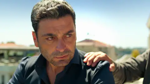 Cihan se juega el todo por el todo: se lleva a Boran a Mardin ocultándoselo a Alya Cihan se juega el todo por el todo: se lleva a Boran a Mardin ocultándoselo a Alya