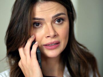 Esta noche, en En tierra lejana: Alya sigue las pistas de Cihan y se acerca al secreto que oculta sobre Boran 