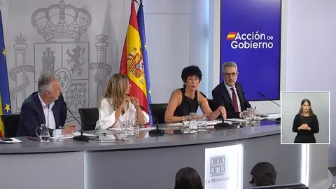 Rueda de prensa tras el Consejo de Ministros. Rueda de prensa tras el Consejo de Ministros.