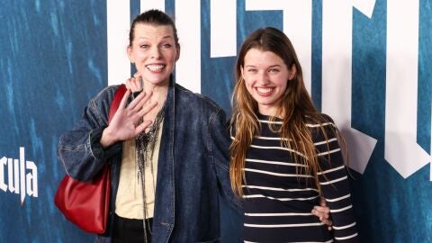 Milla JOVOVICH y su hija Ever Anderson