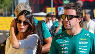 Melissa Jim&eacute;nez y Fernando Alonso en el GP de Espa&ntilde;a en Madrid