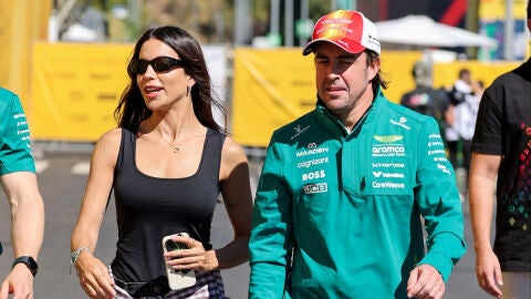 Melissa Jiménez y Fernando Alonso en el GP de España en Madrid