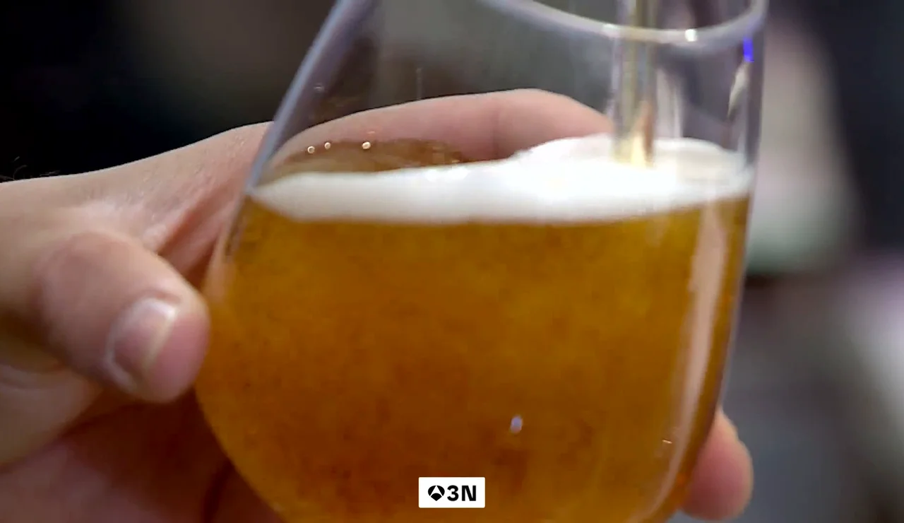 La falta de relevo generacional del campo pone en riesgo a la cerveza fabricada en España