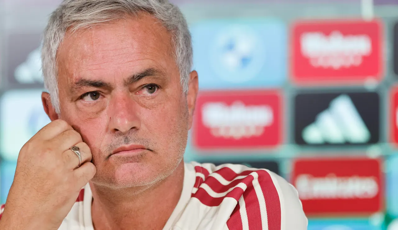 José Mourinho en rueda de prensa