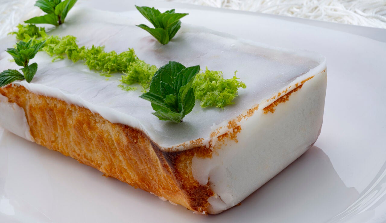 Tarta sencilla para toda la familia: Receta de pastel de lim&oacute;n glaseado de Eva Argui&ntilde;ano