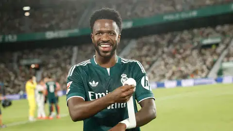 Vinícius en el Martínez Valero Vinícius en el Martínez Valero