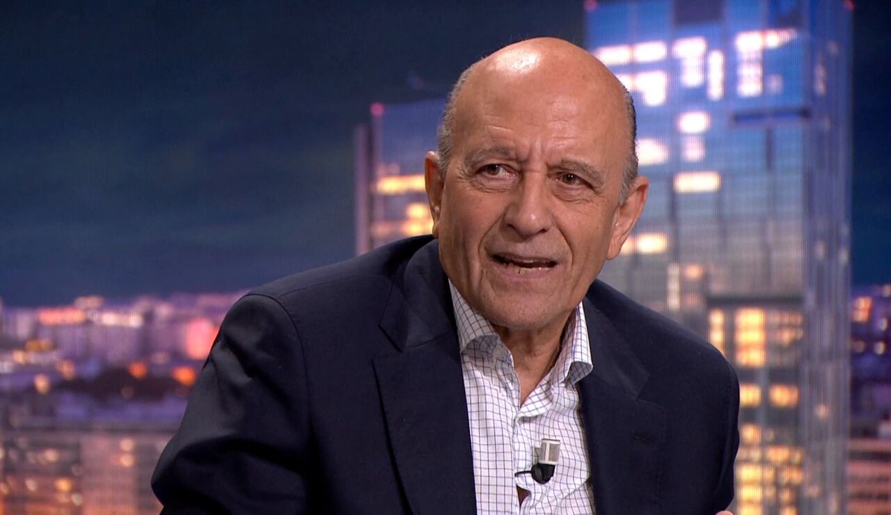 Zarzalejos cuestiona la relaci&oacute;n del Gobierno con la Corona: "Hay muchas formas de horadar la monarqu&iacute;a"