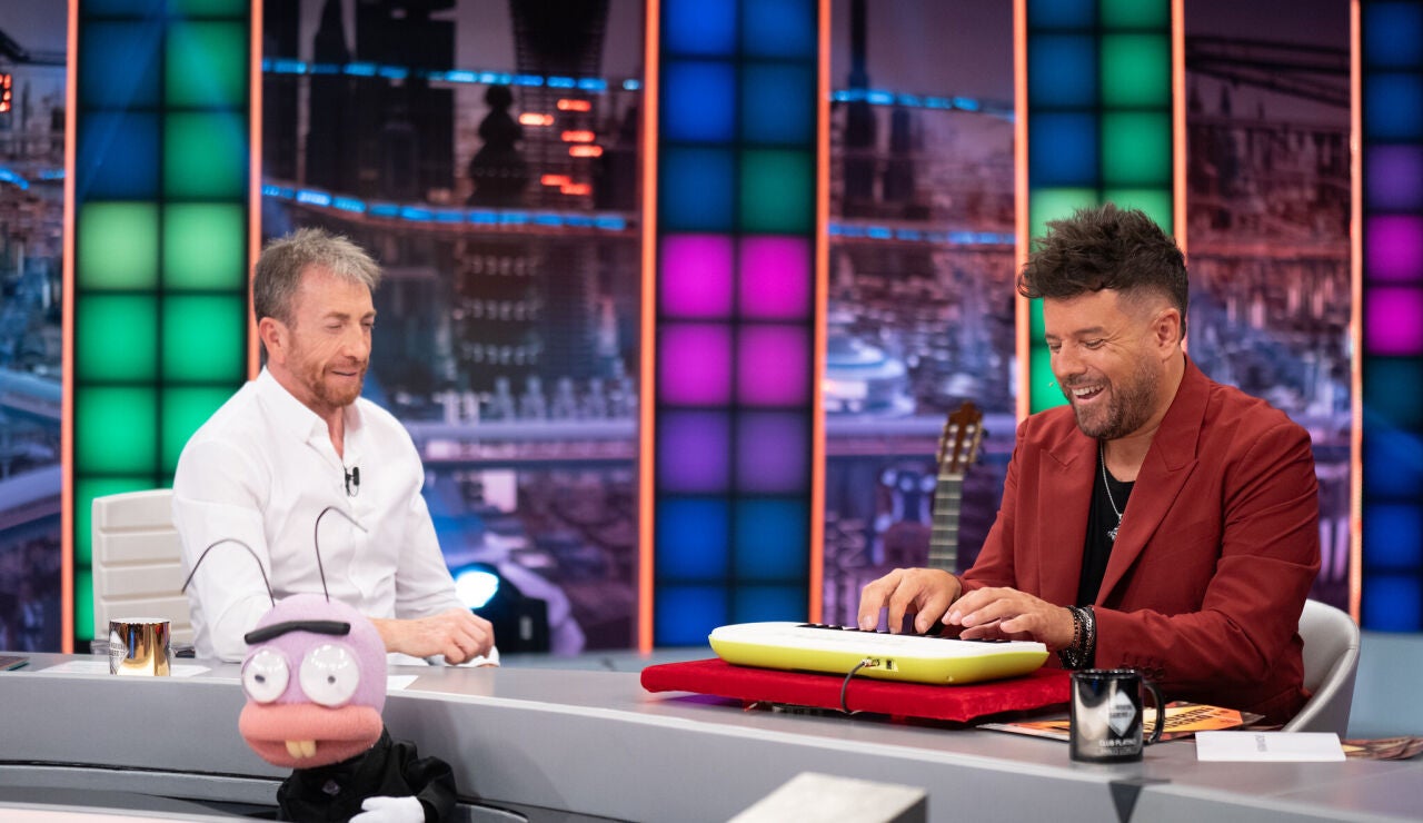 &iexcl;Un talento sobrehumano! Pablo L&oacute;pez asombra con un Casiotone en El Hormiguero