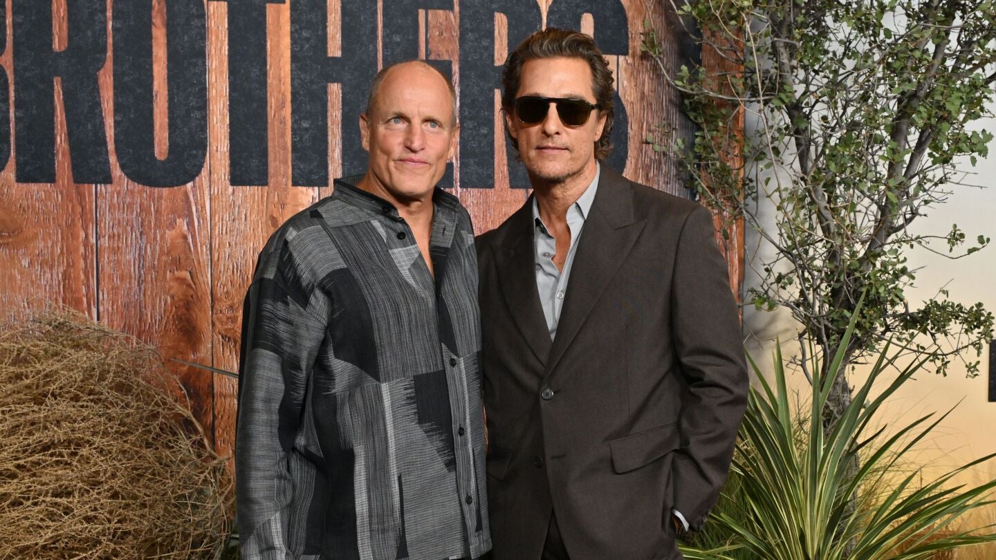 Matthew McConaughey y Woody Harrelson presentan la serie Brothers