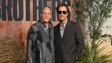 Matthew McConaughey y Woody Harrelson presentan la serie Brothers Matthew McConaughey y Woody Harrelson presentan la serie Brothers